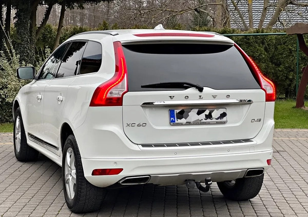 Volvo XC 60 cena 89800 przebieg: 103800, rok produkcji 2016 z Janowiec Wielkopolski małe 497